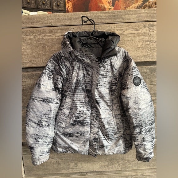 Canada Goose Mackay Reversible Jacket - Picture 7 of 9